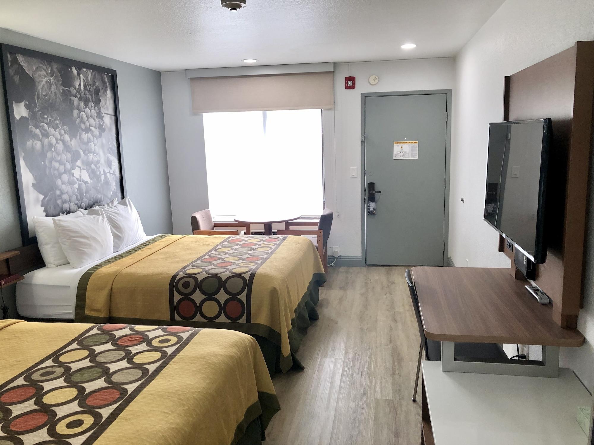 Super 8 By Wyndham Fort Bragg Kültér fotó