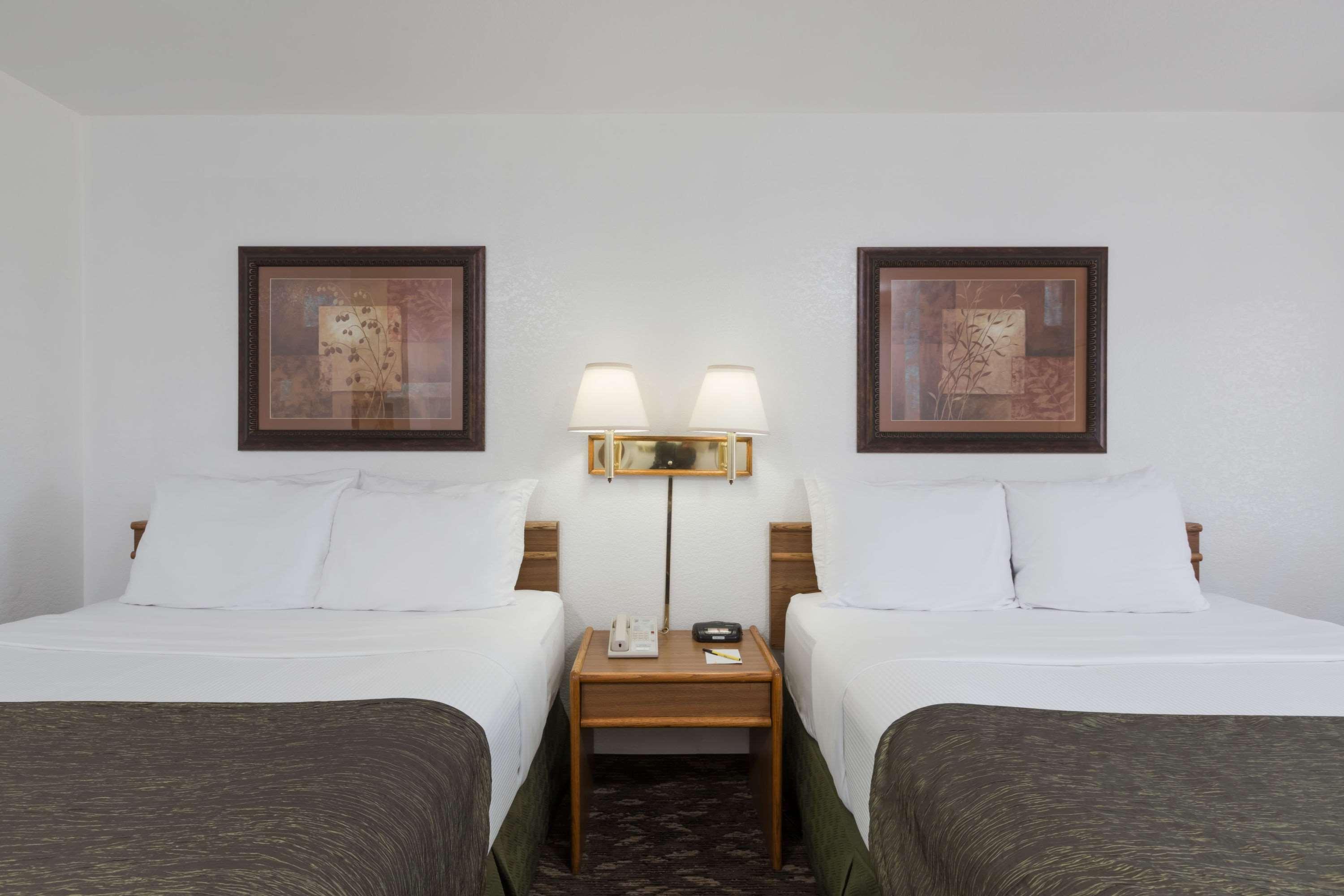 Super 8 By Wyndham Fort Bragg Kültér fotó