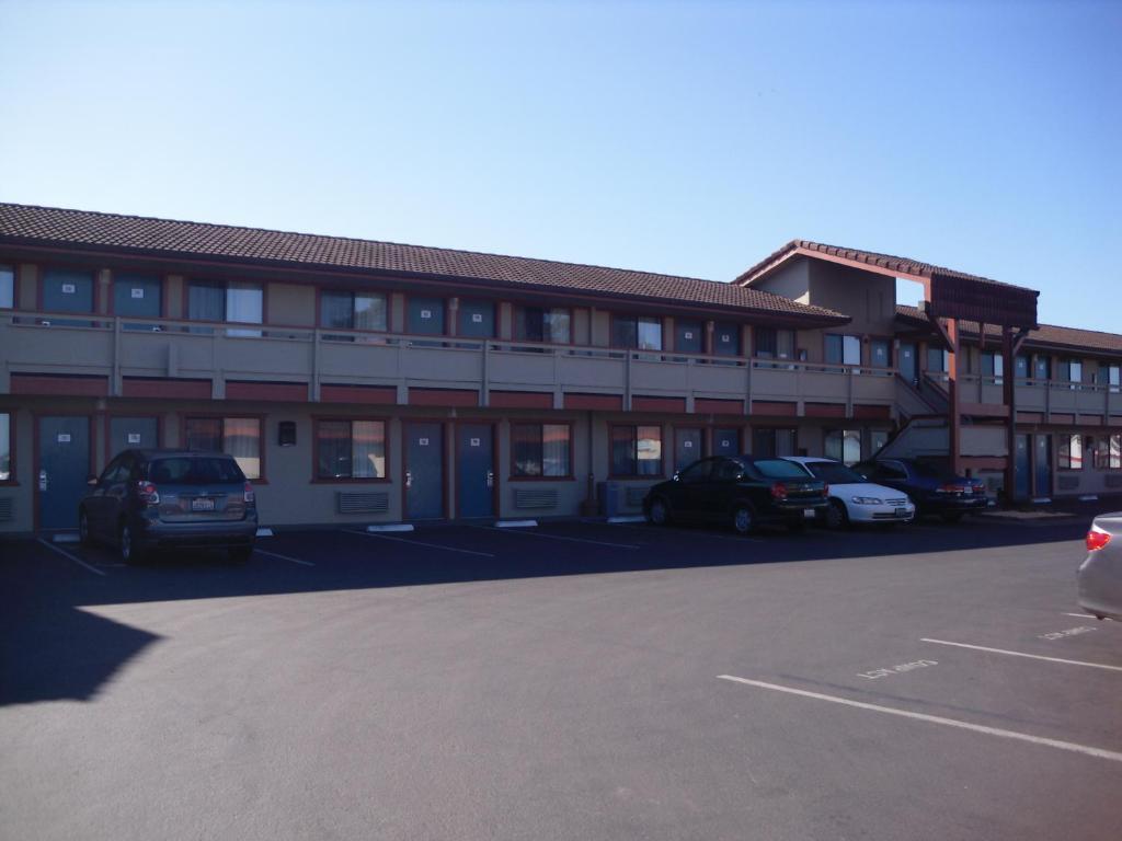 Super 8 By Wyndham Fort Bragg Kültér fotó